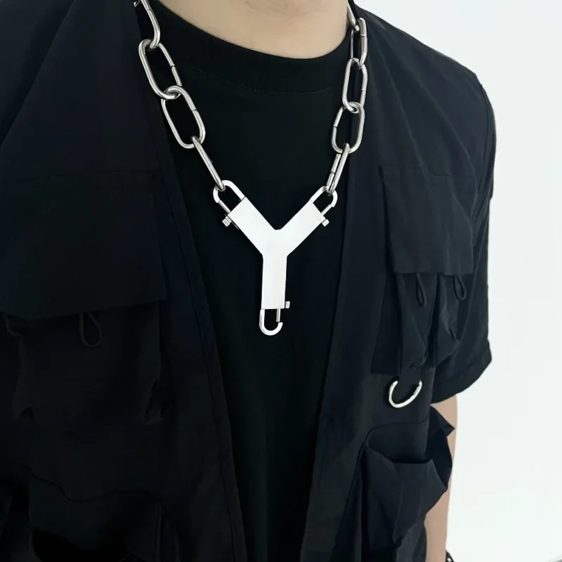 Y-SHAPED PENDANT AND CHAIN - Image 5