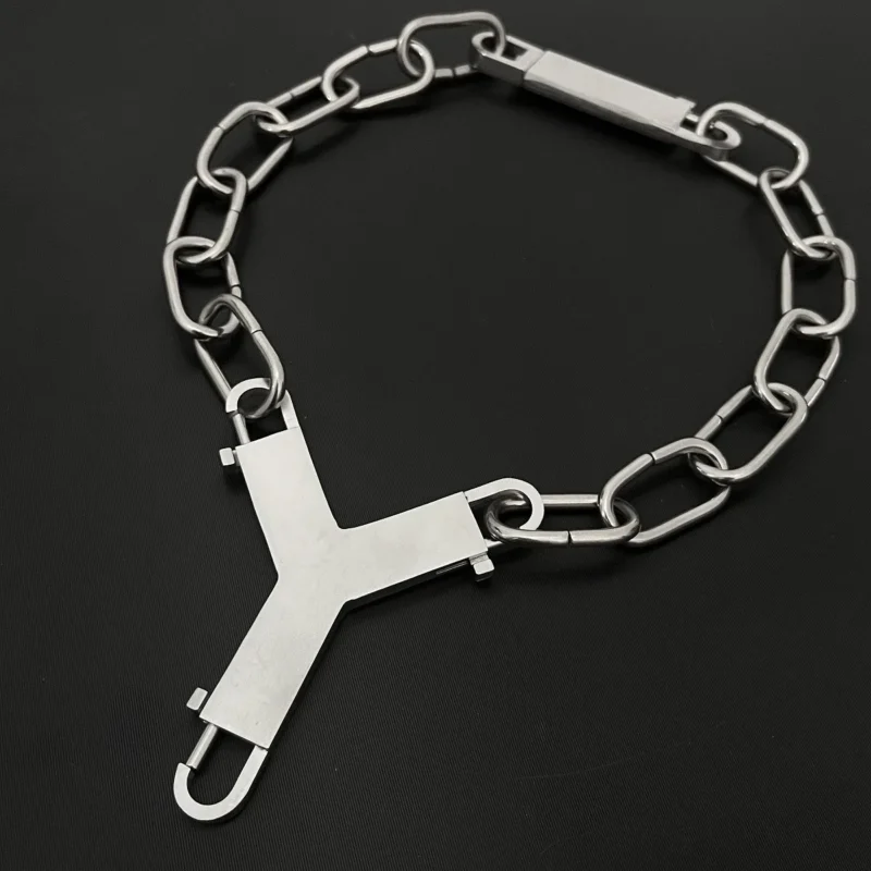 Y-SHAPED PENDANT AND CHAIN - Image 2